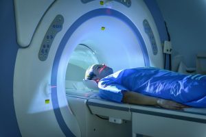 mri برای تشخیض پاروتید